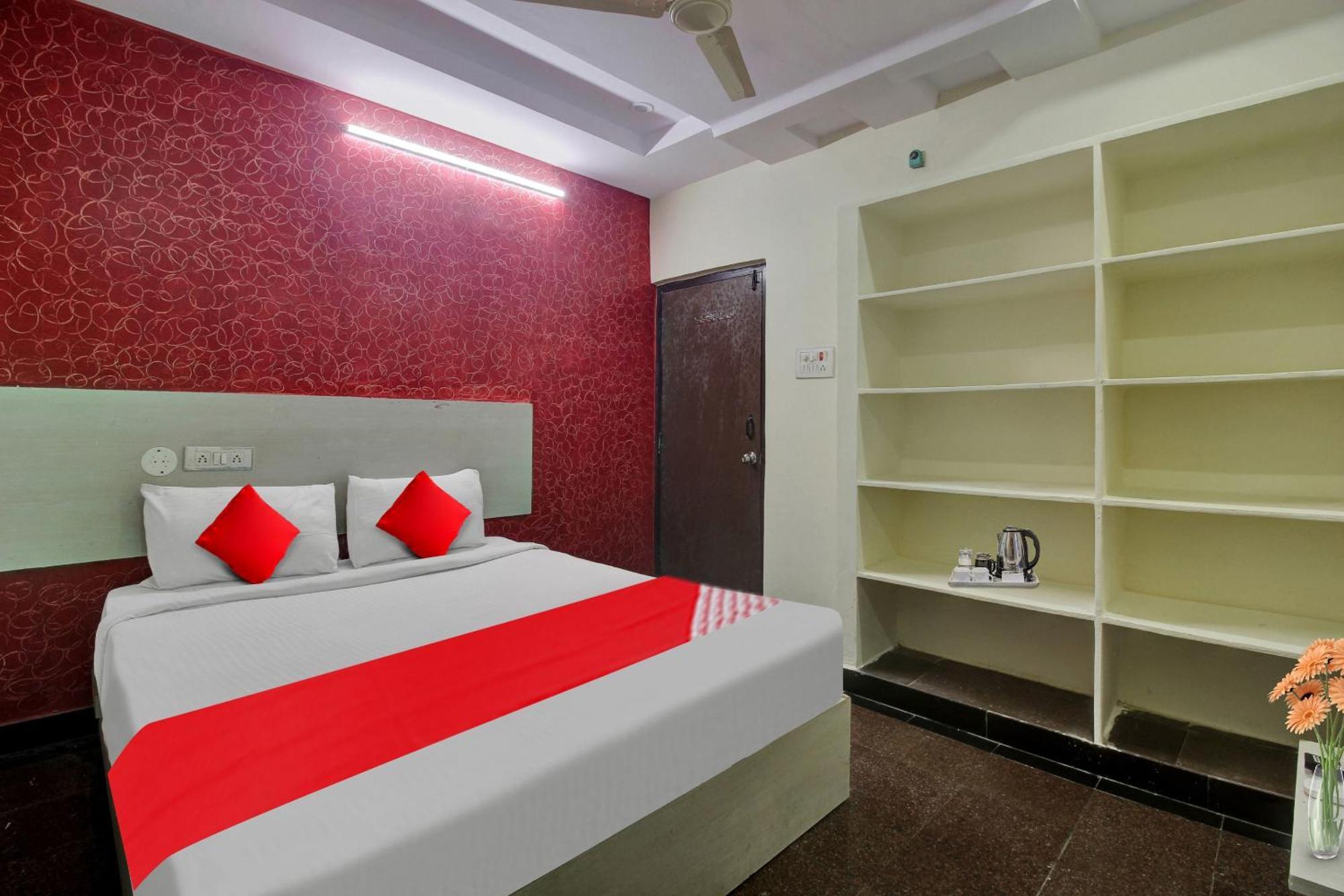Hotel O Lavish Stay Sururnagar Exterior foto